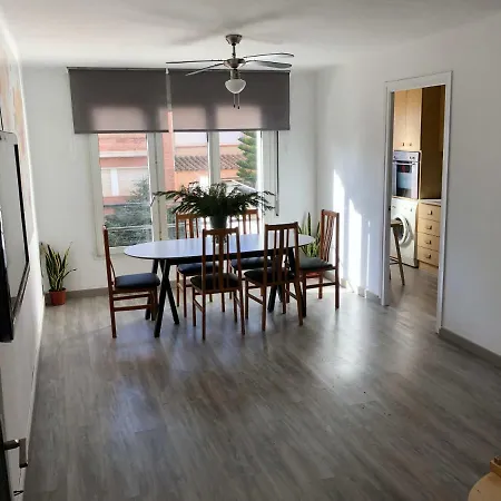 Flat Center - Costa Brava. Apartment *